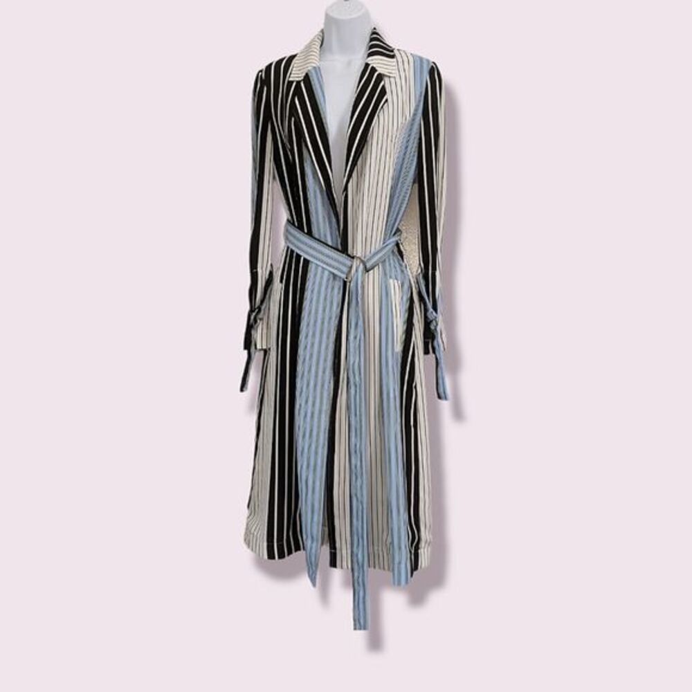 BCBG MaxAzria Multi Color Light Coat Size XXS